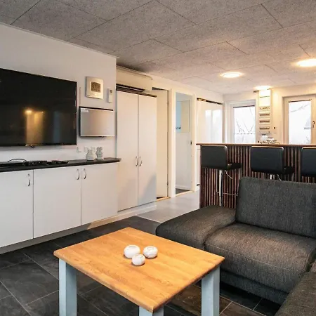 Four-bedroom In 2 Tatil Evi Vinderup